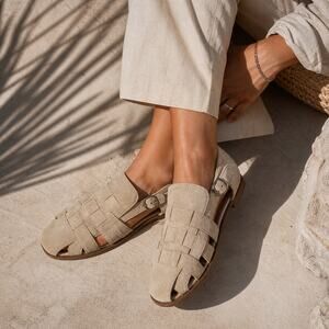 Franco Sarto Women's SZ 8 Lulu Suede Fisherman Sandal In Summer Beige